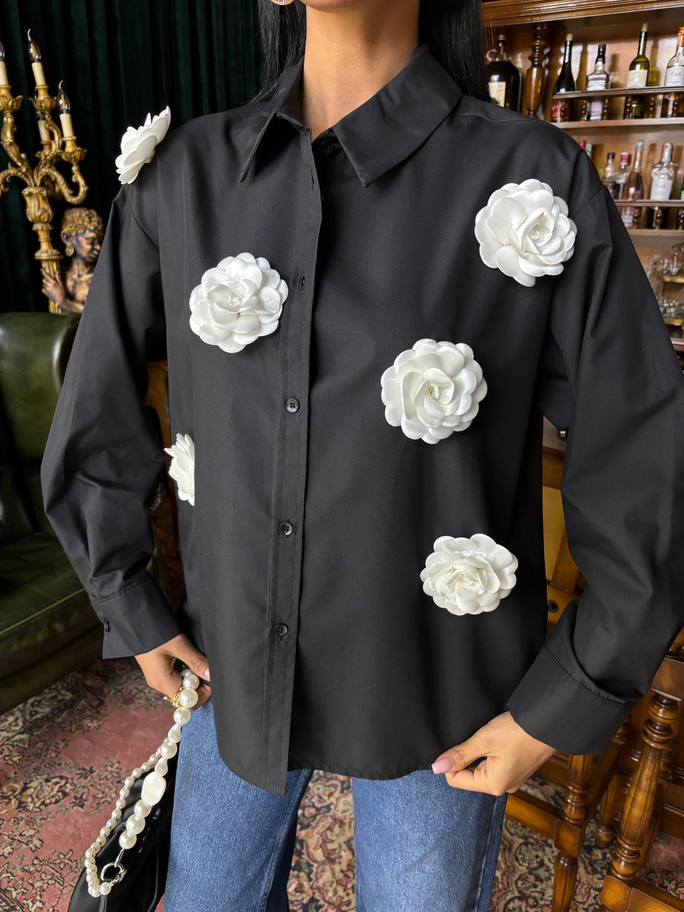 Çiçek Detaylı Gömlek