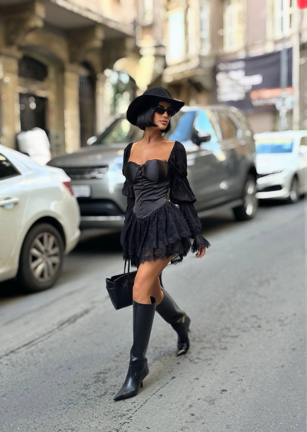 Dantel Detay Uzun Kol Elbise