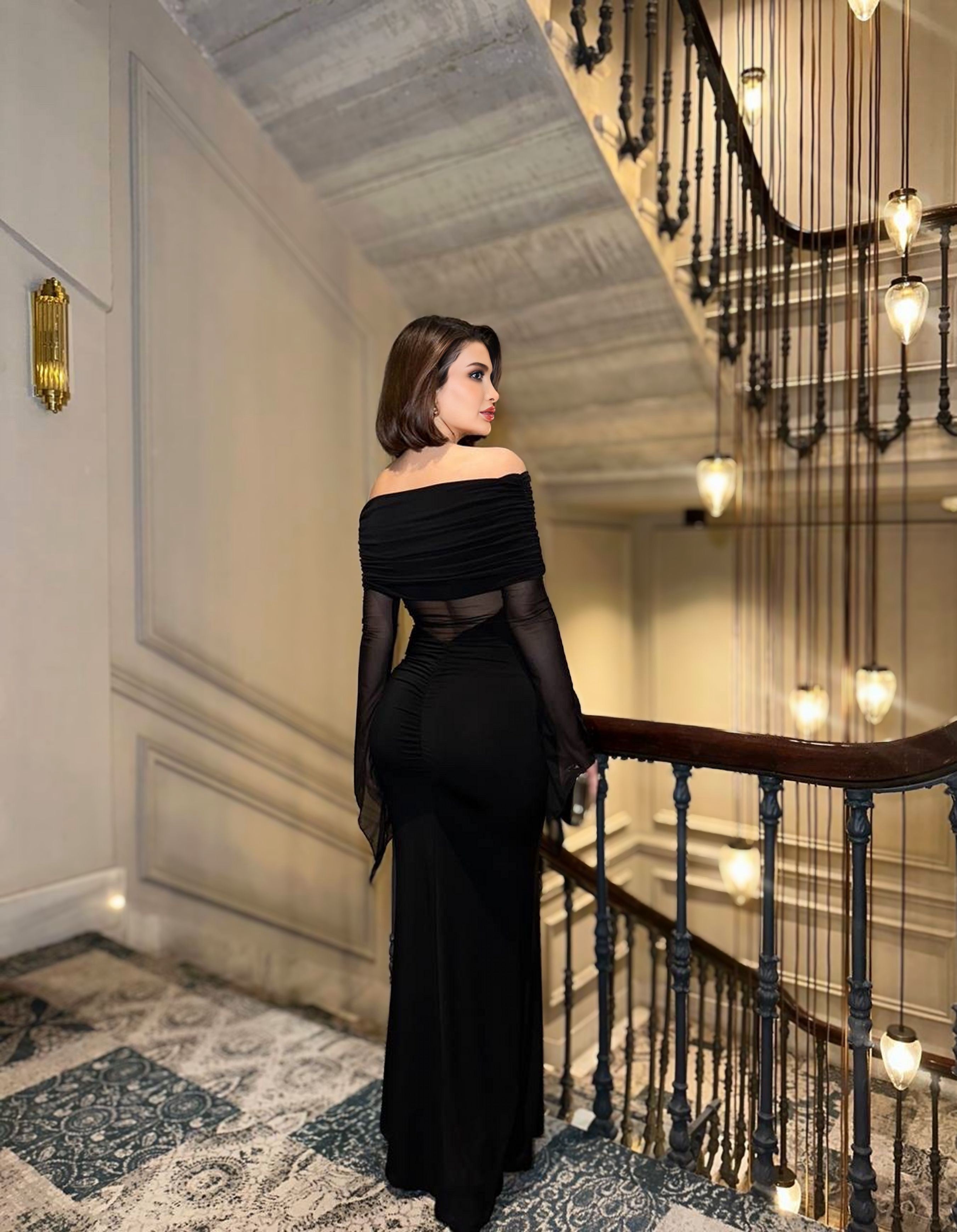 Madonna Yaka Uzun Elbise