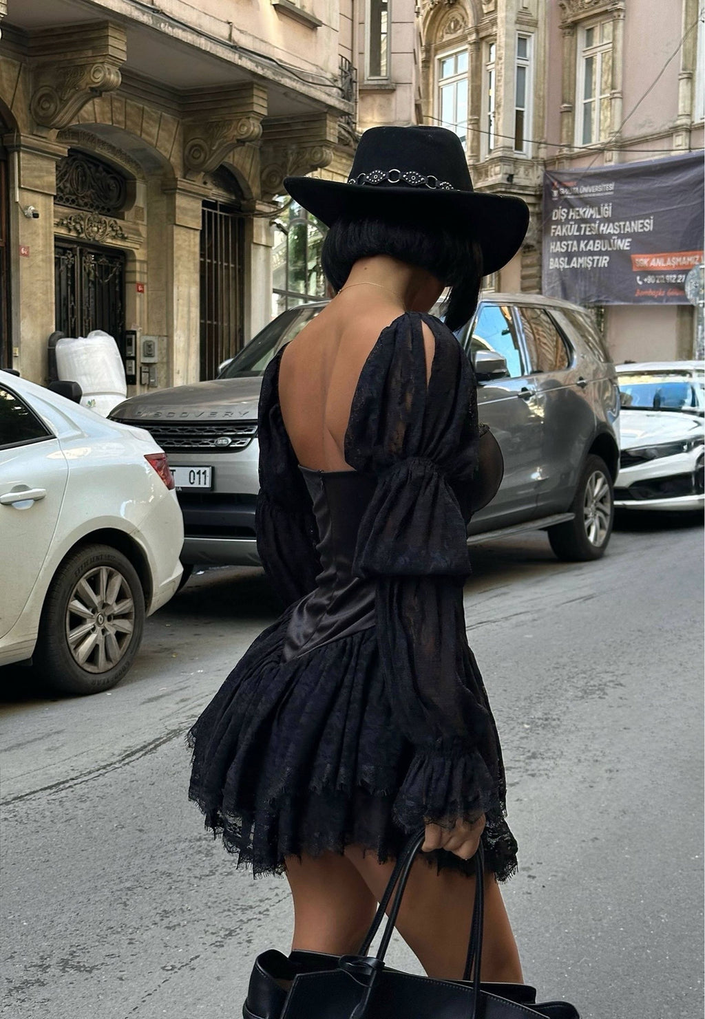 Dantel Detay Uzun Kol Elbise