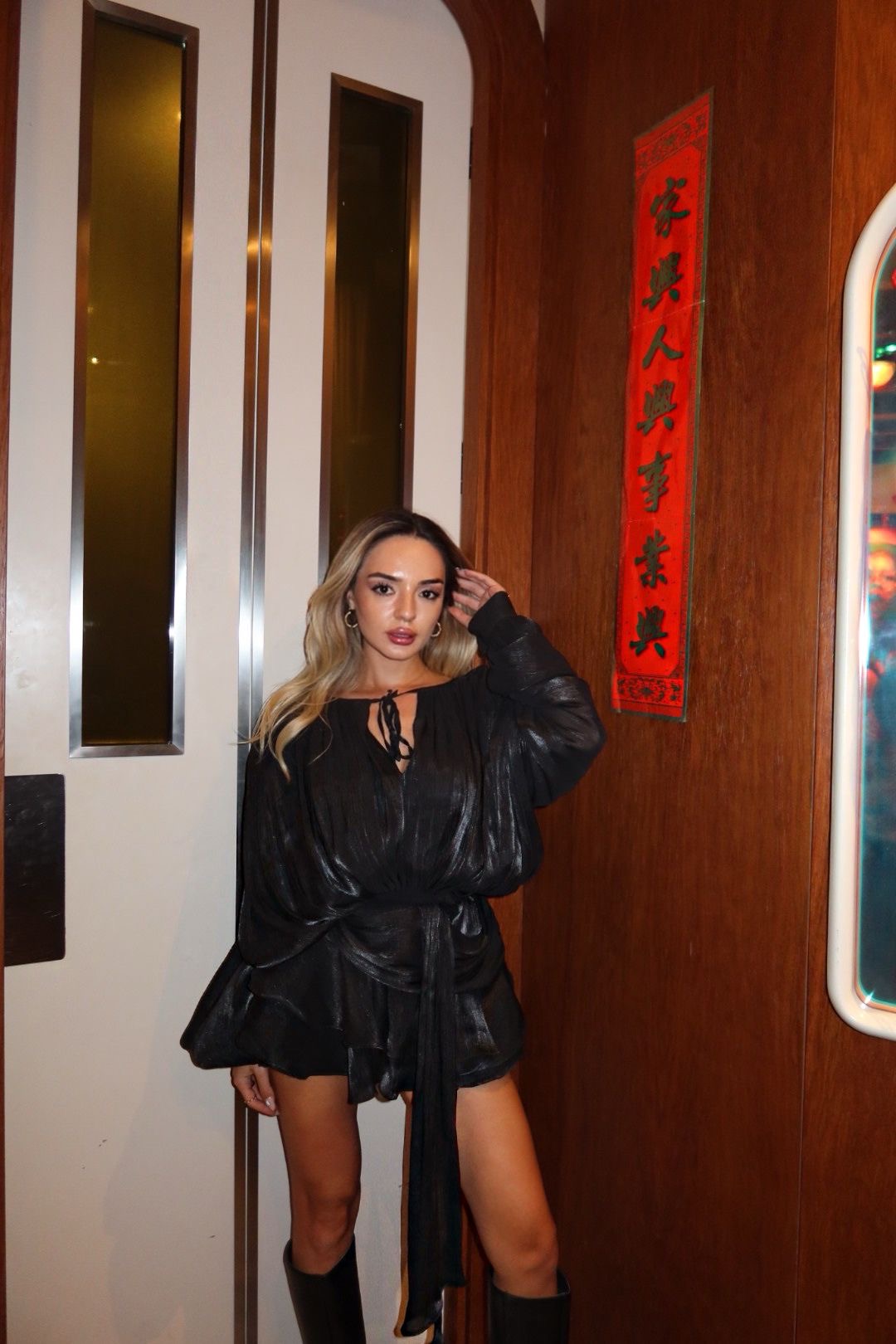 İp Detaylı Yuvarlak Yaka Mini Elbise