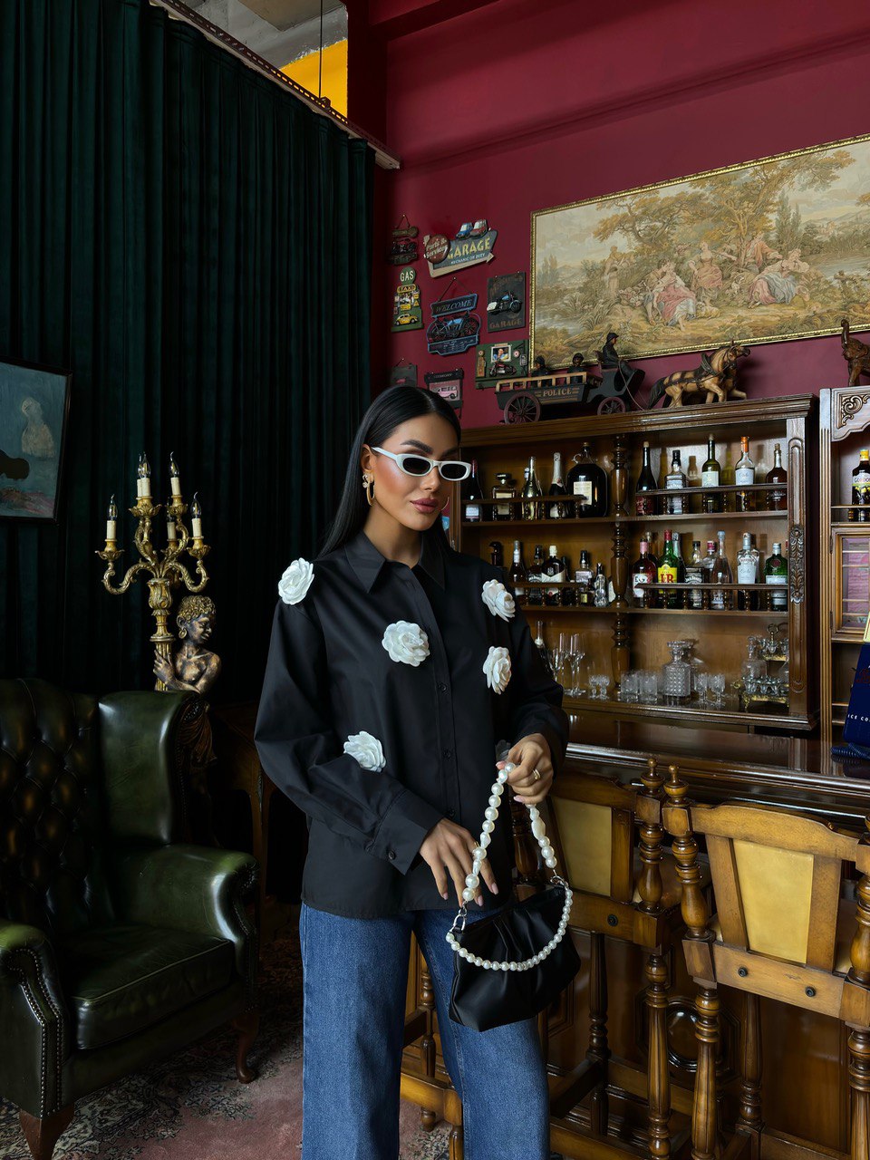 Çiçek Detaylı Gömlek