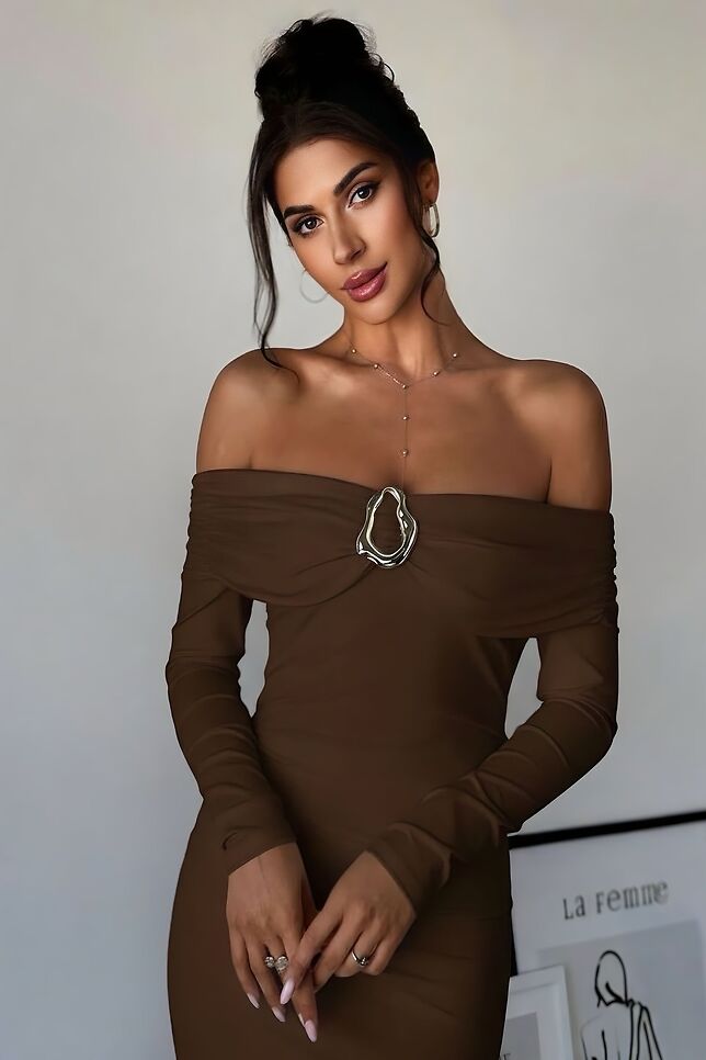 Tam Boy Madonna Yaka Elbise